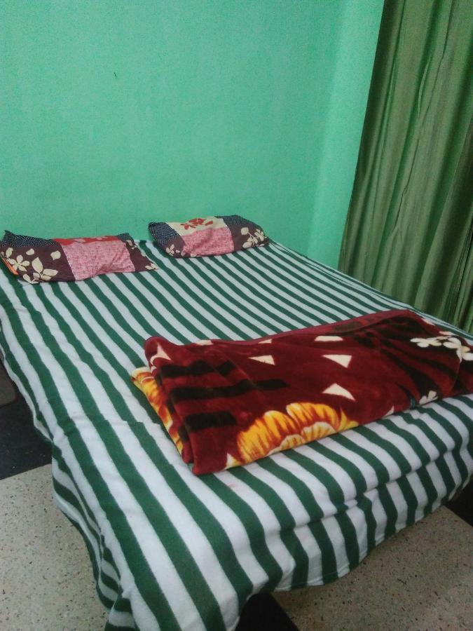 K.S.N. Varanasi Paying Guest House Exterior photo